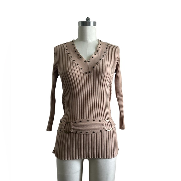 Tracy M Tan Ribbed 3/4 Sleeve Riveted Belt & Neck Sweater size Small Like New - Picture 1 of 8